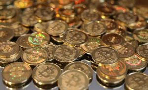 Bitcoin: oggi verrà minato il 17 milionesimo